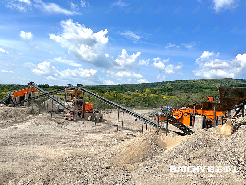 200-300tph-Basalt-Crushing-Production-Line-In-Mexico.jpg