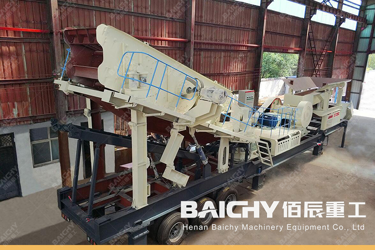 60-100tph Mobile Crusher For Mining and Construction.jpg