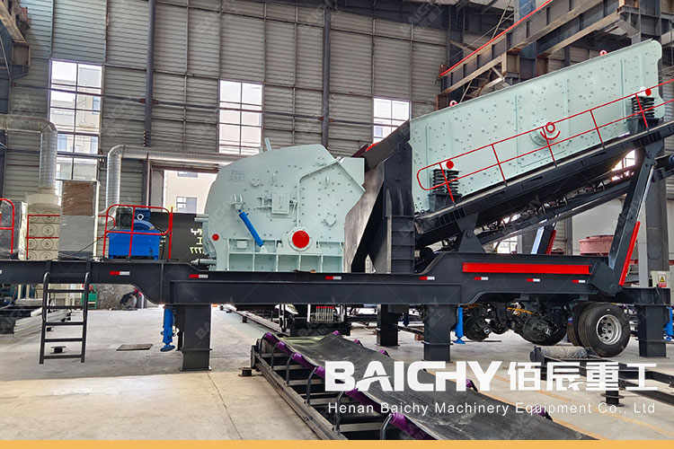 Complete crushing and screening plant - mobile crushing plant