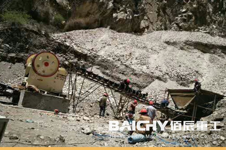 Rock Crushers - Gold Prospecting Mining Equipment.jpg