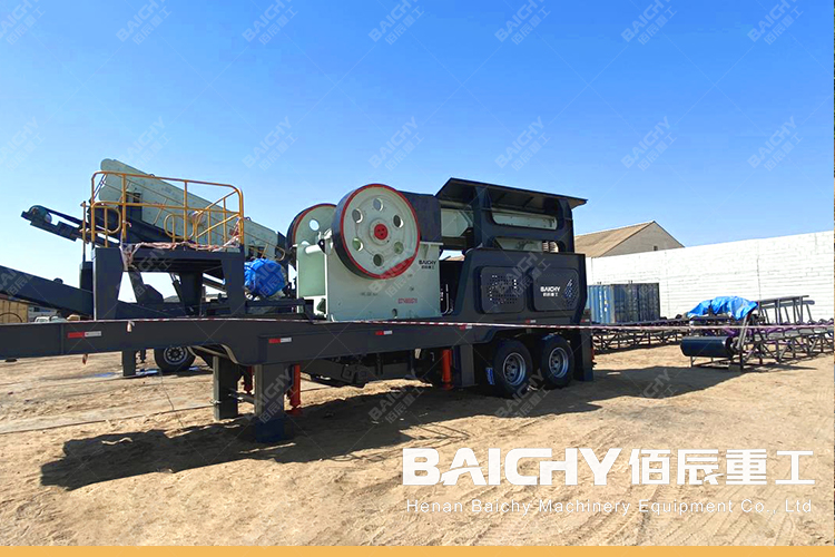 Mobile jaw crusher and impact crusher