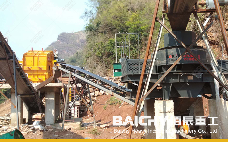 Complete Set Stationary Stone Crushing and Screening Plant 3