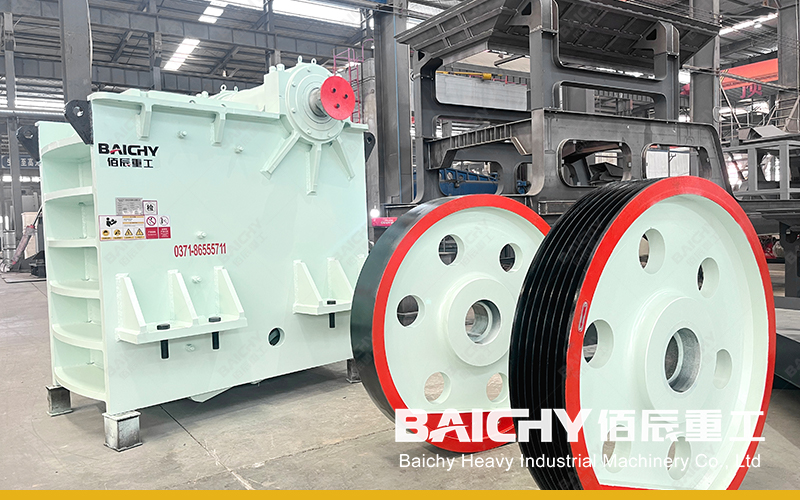 PE900x1200 Jaw Crusher of 200-400tph Capacity (2).jpg