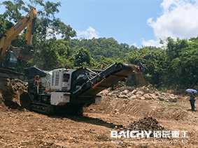 200 TPH Crawler Jaw Crushing Plant in Malaysia | Granite Crushing Site Tour