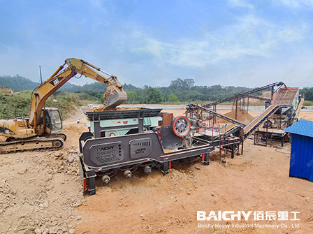 portable jaw crusher，mobile jaw crusher，mobile crushers (2).